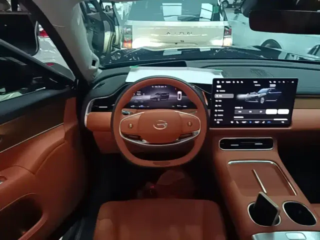 GAC Trumpchi Xiangwang S9 — Фото автомобиля 10