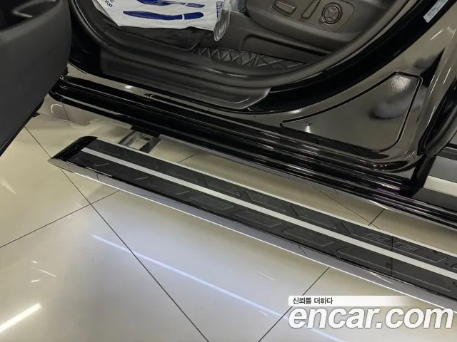 Kia Carnival Generation 4 — Фото автомобиля 13
