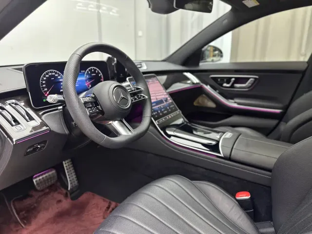 Mercedes-Benz S-Class — Фото автомобиля 16