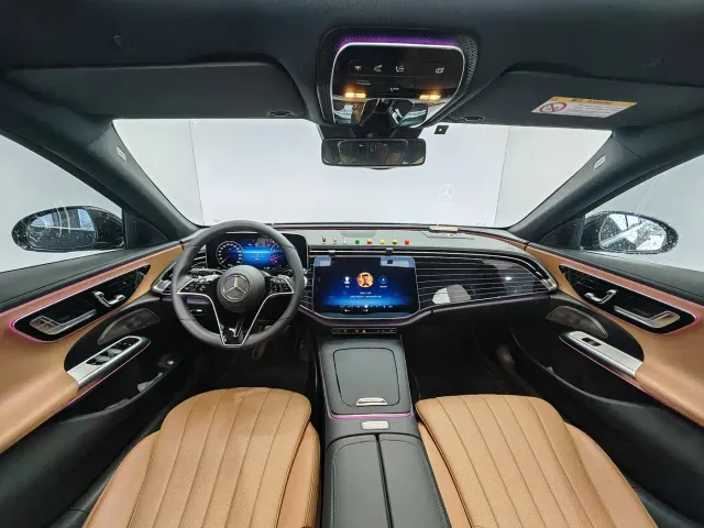 Mercedes-Benz E-Class — Фото автомобиля 10