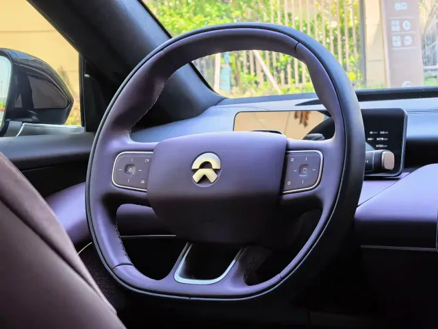 Nio ET5 Touring — Фото автомобиля 16