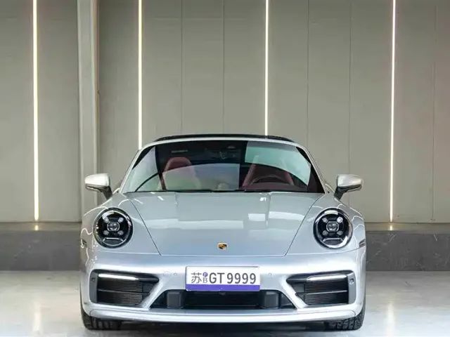 Porsche 911 — Фото автомобиля 3