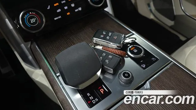 Land Rover Range Rover — Фото автомобиля 7