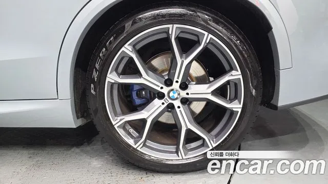 BMW X5 xDrive 40i M Sport — Фото автомобиля 19