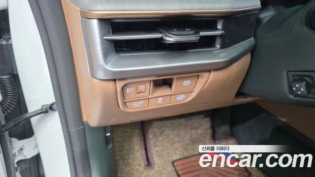 Hyundai Grandeur GN7 — Фото автомобиля 27