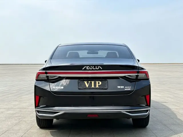 Dongfeng Yixuan MAX — Фото автомобиля 8