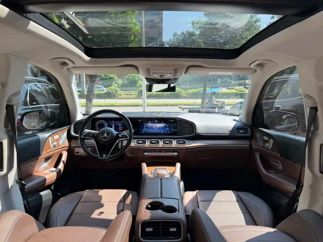 Mercedes-Benz GLE-Class — Фото автомобиля 12