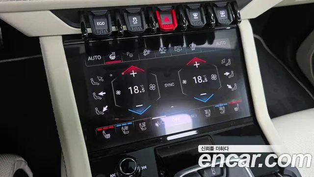 Lamborghini Urus — Фото автомобиля 30