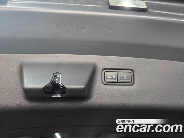 Hyundai Santa Fe MX5 — Фото автомобиля 16