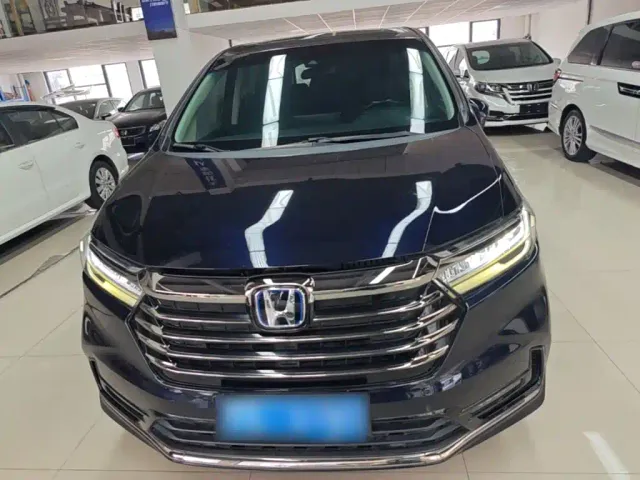 Honda Odyssey — Фото автомобиля 2