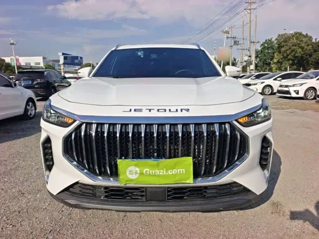Jetour X70 Plus — Фото автомобиля 2