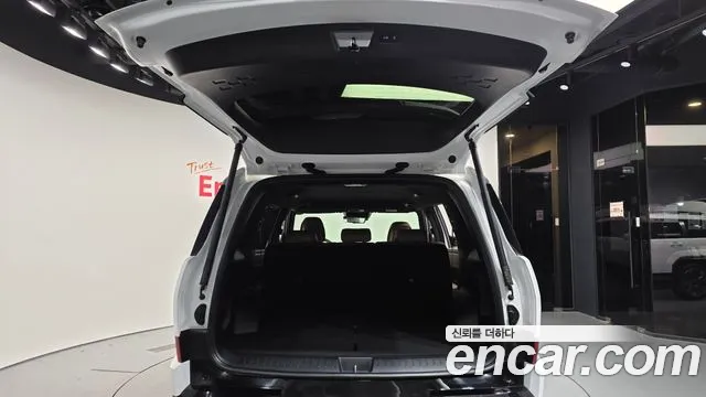 Hyundai Santafe — Фото автомобиля 8