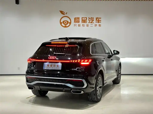 Audi Q5L — Фото автомобиля 4