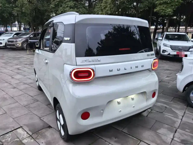 Wuling Hongguang Mini EV — Фото автомобиля 4