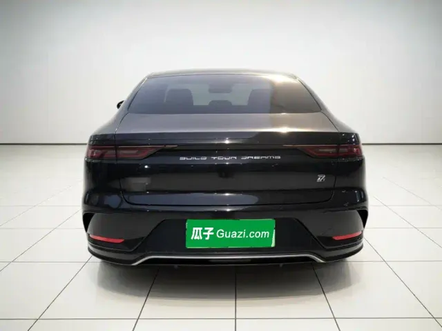 BYD Han — Фото автомобиля 3