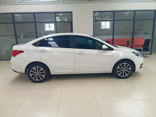 Chery Arrizo 5 — Фото автомобиля 5