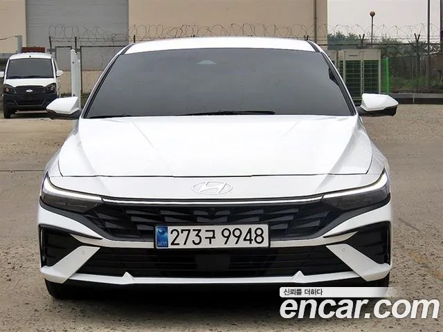 Фотография автомобиля — Hyundai AVANTE