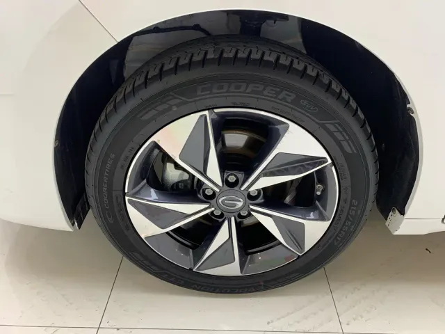GAC Trumpchi M6 — Фото автомобиля 10