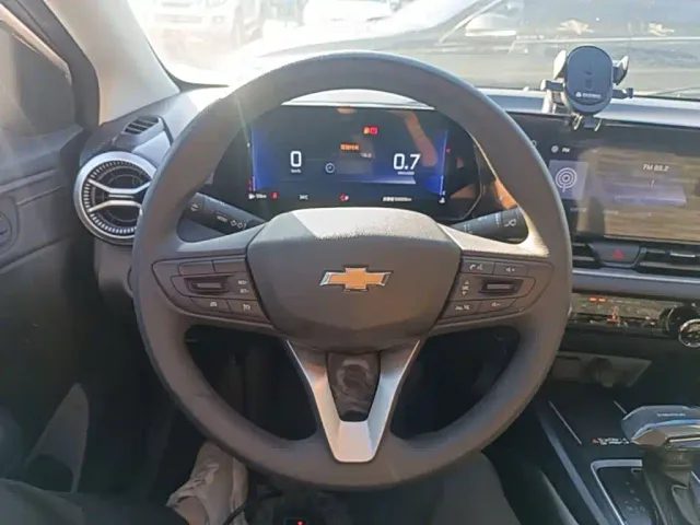 Chevrolet Monza — Фото автомобиля 10