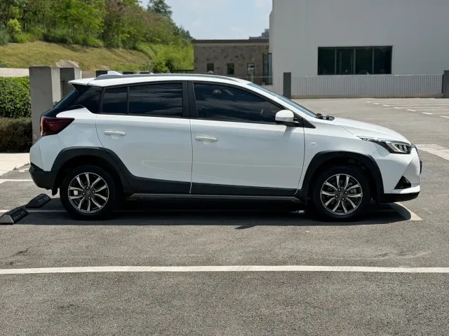 Toyota YARiS L Zhi Xuan — Фото автомобиля 4