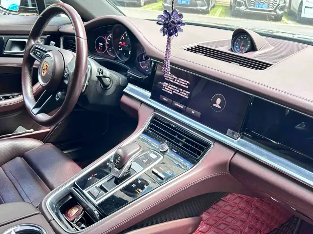 Porsche Panamera 2023 Panamera Executive Long Wheelbase 2.9T — Фото автомобиля 8