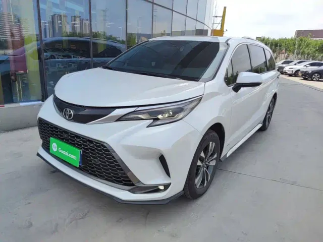 Фотография автомобиля — Toyota Granvia