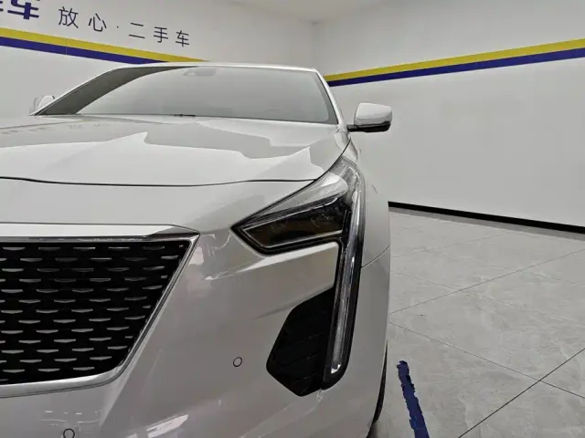 Cadillac CT6 — Фото автомобиля 5