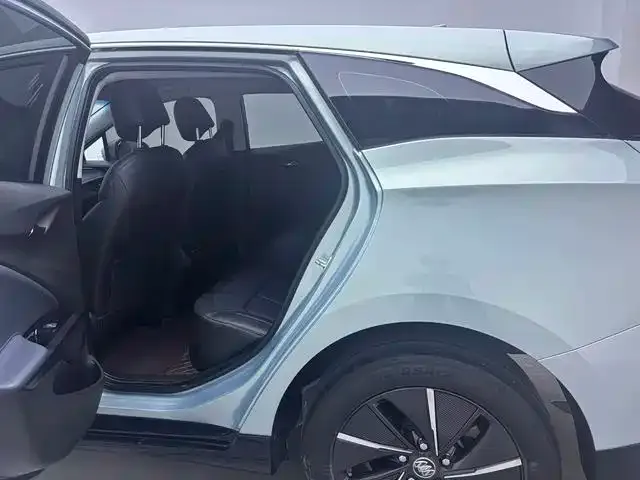 Buick Velite 6 — Фото автомобиля 14