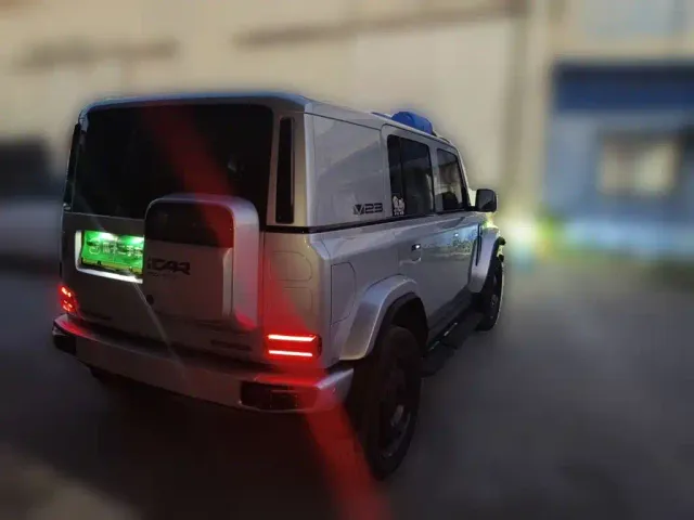 iCAR V23 — Фото автомобиля 6