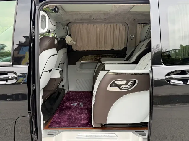 Mercedes-Benz Mercedes-Benz V-Class 2021 V 260 Premium Edition — Фото автомобиля 7