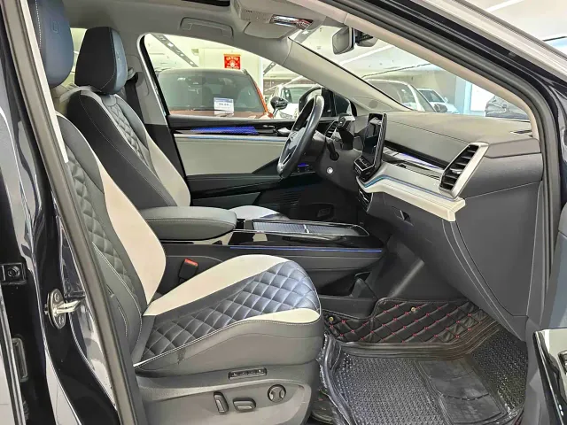 Volkswagen ID.6 CROZZ 2021 Facelift Long Range PRO — Фото автомобиля 12