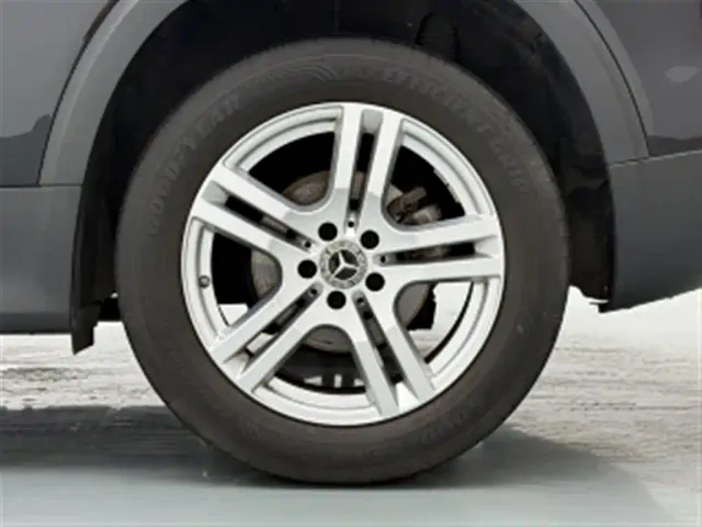 Mercedes-Benz GLB-Class — Фото автомобиля 11