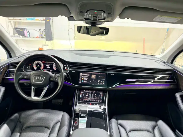 Audi Q7 — Фото автомобиля 7