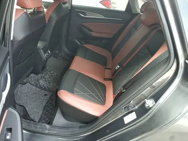 Changan Eado — Фото автомобиля 16