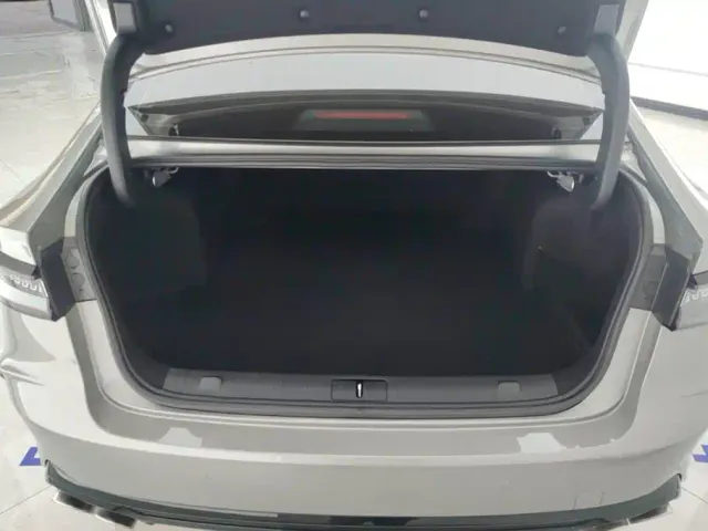 Chery Arrizo 8 — Фото автомобиля 4
