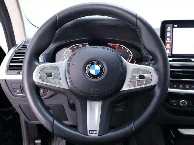 BMW X3 — Фото автомобиля 16