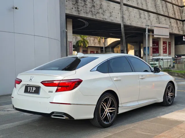 Honda Inspire — Фото автомобиля 5