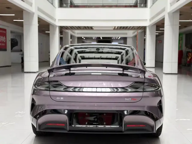 Xiaomi SU7 — Фото автомобиля 6