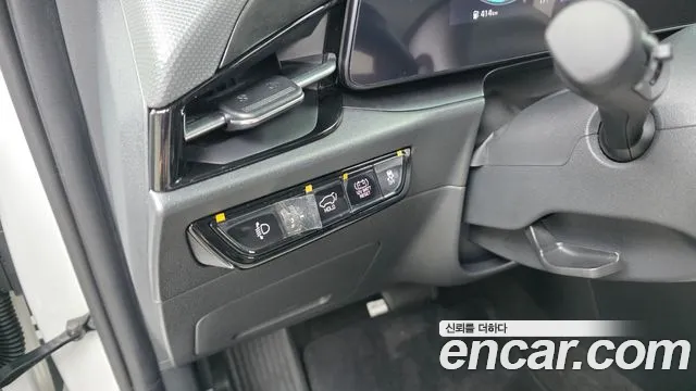 Kia Niro The All New — Фото автомобиля 25