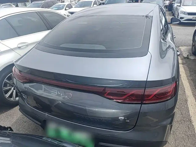 BYD Qin L — Фото автомобиля 5