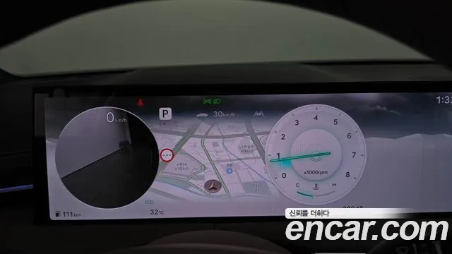 Genesis GV70 2.5T Бензин AWD — Фото автомобиля 8