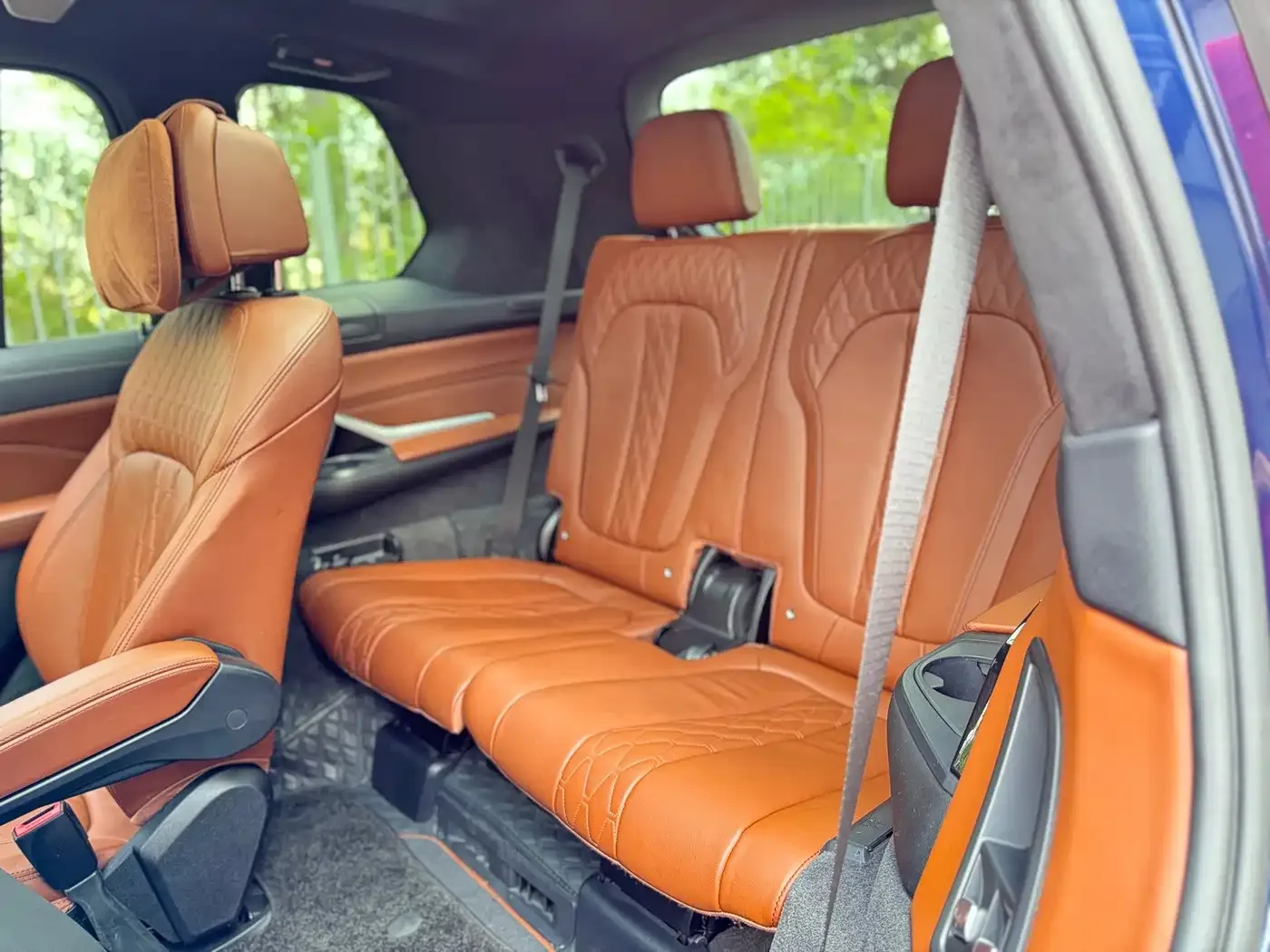 BMW BMW X7 M60i 2023 xDrive M60i — Фото автомобиля 13