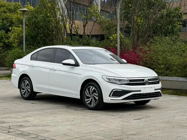 Volkswagen Bora — Фото автомобиля 3