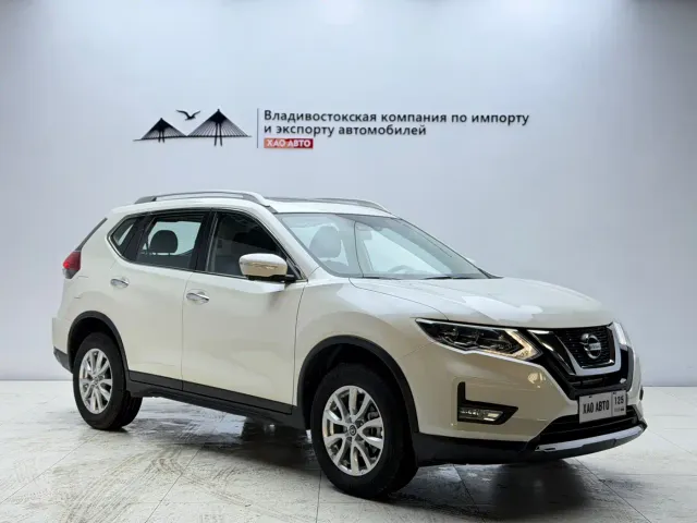 Nissan X-Trail — Фото автомобиля 3