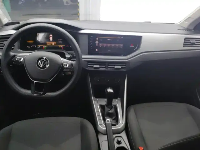 Volkswagen Polo — Фото автомобиля 12