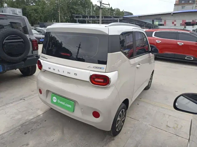 Wuling Hongguang Mini EV — Фото автомобиля 6