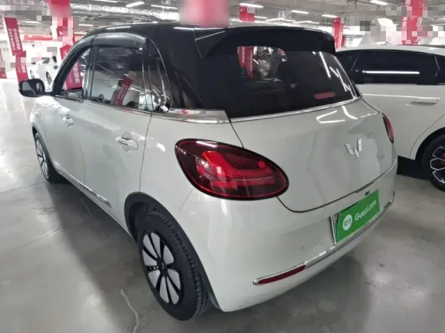 Wuling Bingo — Фото автомобиля 4