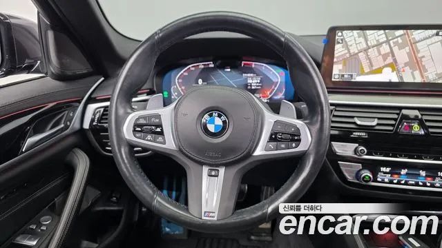 BMW 5-Series — Фото автомобиля 11