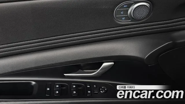 Hyundai Avante CN7 — Фото автомобиля 12