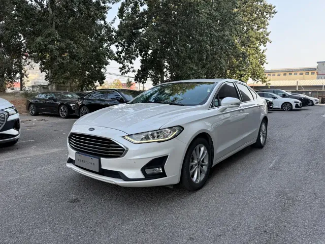 Фотография автомобиля — Ford Mondeo